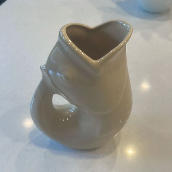 Gurgle pot pitcher, tan cream color large size see measurements great shape 2006 - Picture 3 of 6